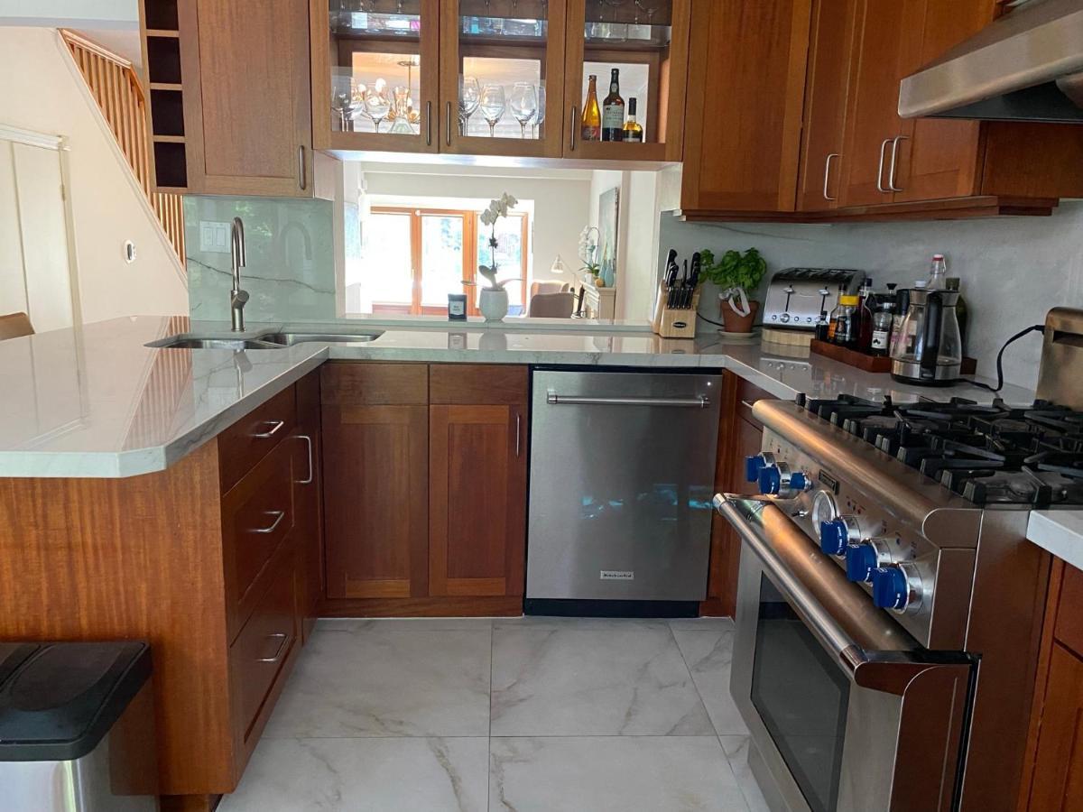 Superb Beach Home:Heated Pool-Hot Tub Open 365Days Toronto Esterno foto