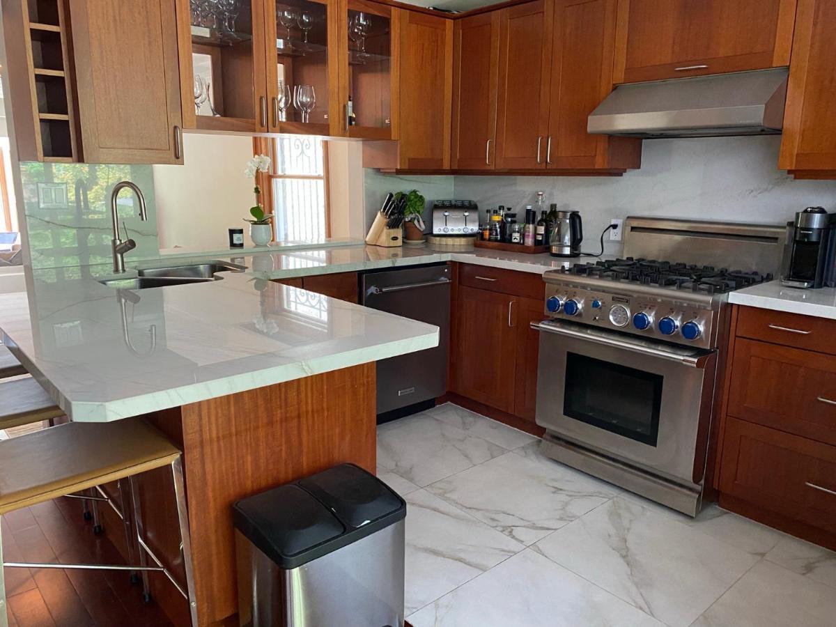 Superb Beach Home:Heated Pool-Hot Tub Open 365Days Toronto Esterno foto