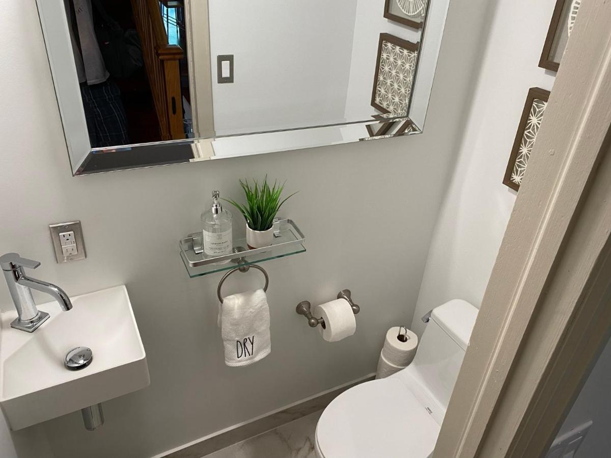 Superb Beach Home:Heated Pool-Hot Tub Open 365Days Toronto Esterno foto